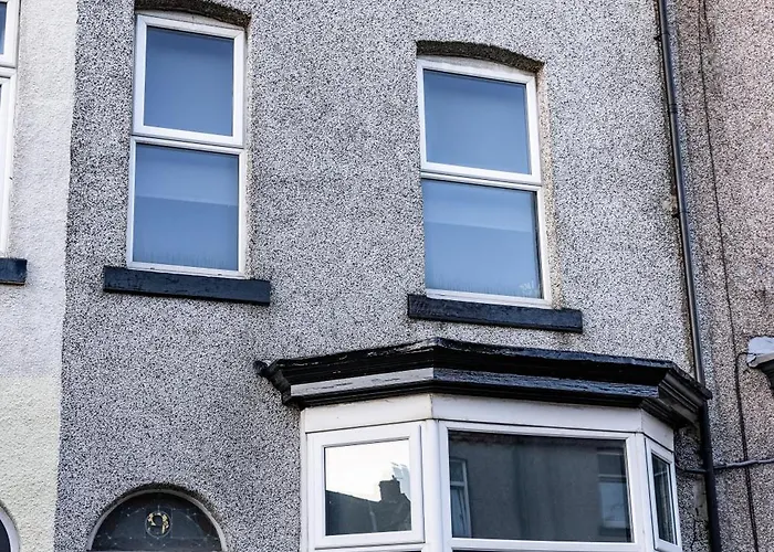 Holiday home Warwick West *